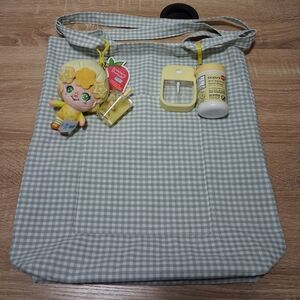 Forever 21 Green Checkered Tote Bag and Accessories